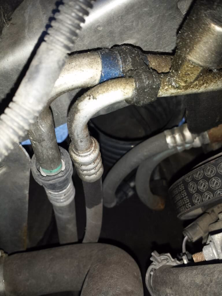 Dlaczego moja klimatyzacja włącza się zimą?