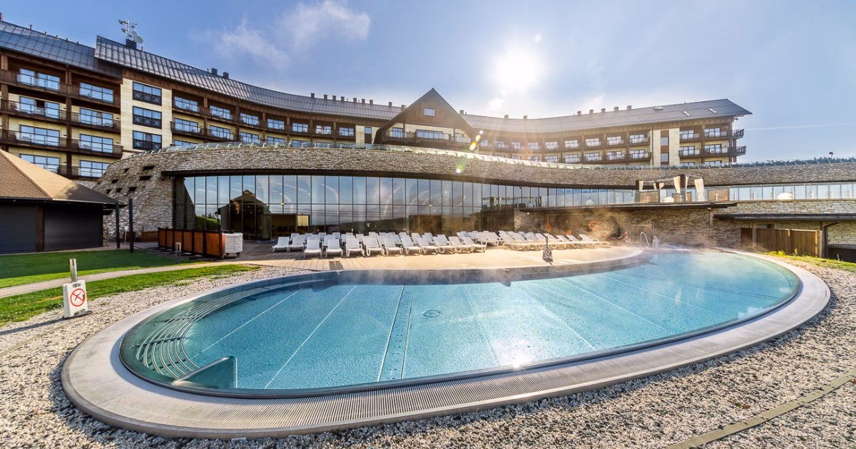 Czy można pływać w basenie odkrytym zimą?