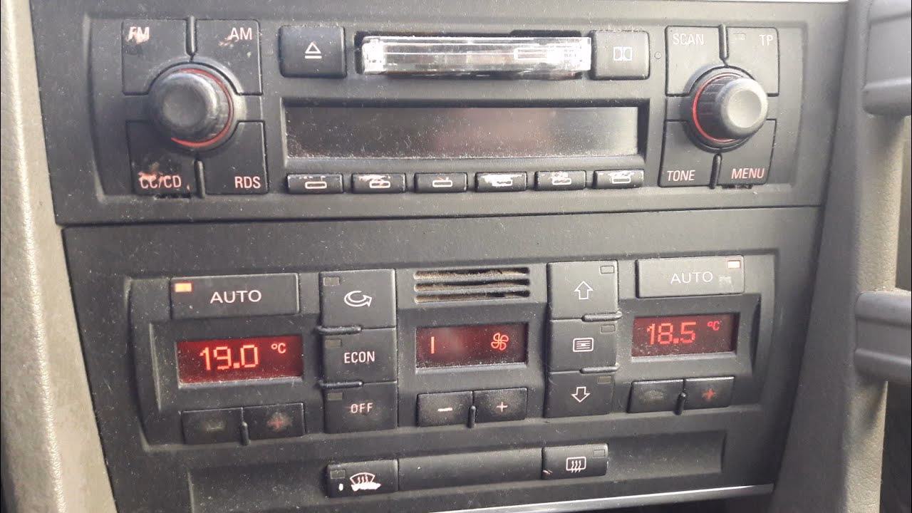 Czy Audi ma podgrzewane szyby przednie?