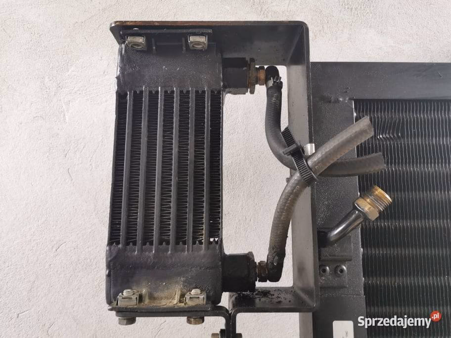 Ile koni ma Axion 840?