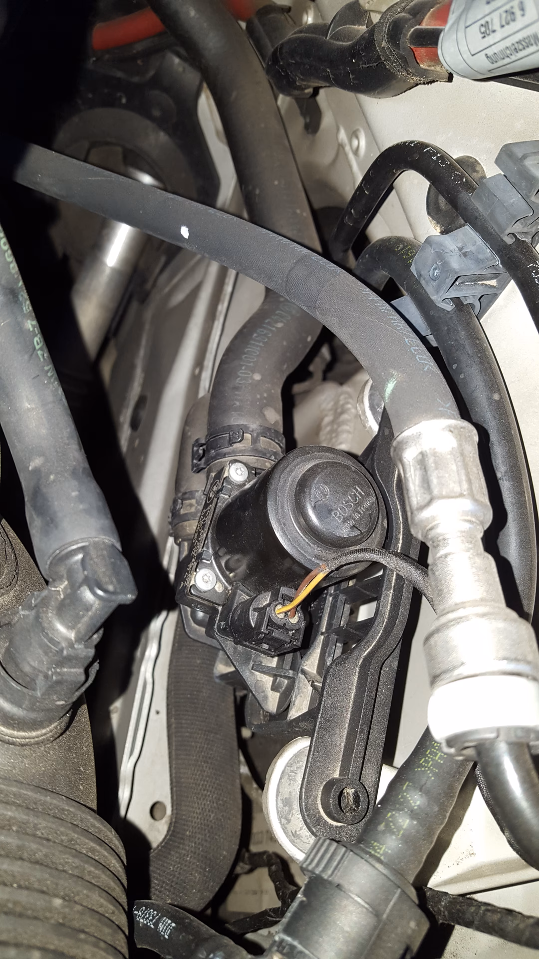 Gdzie znajduje się kompresor w BMW E61?