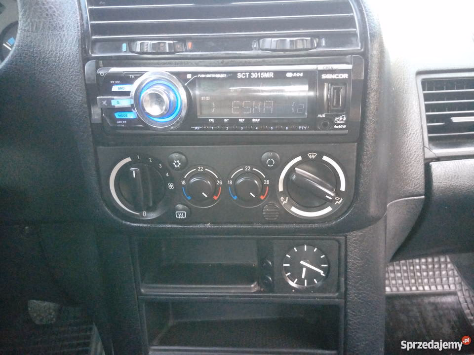 Czy w BMW E36 jest klimatyzacja?