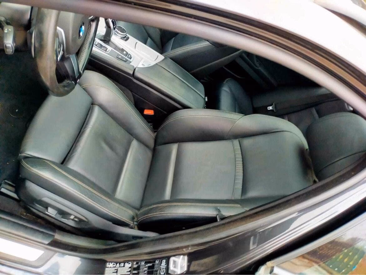 Czy BMW serii 5 ma wentylowane siedzenia?