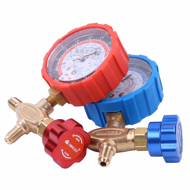 Jakie są normalne ciśnienia robocze dla układu klimatyzacji R22?