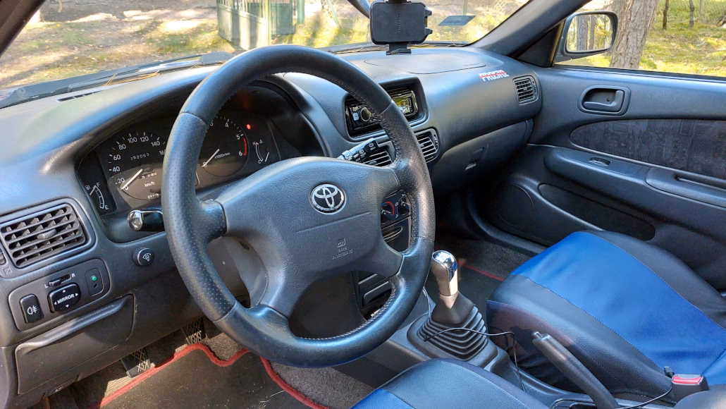 Jaki olej do Toyoty Corolli E11?