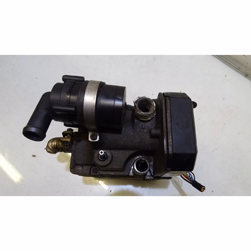 Jak odpowietrzyć Toyotę Corolla Verso?