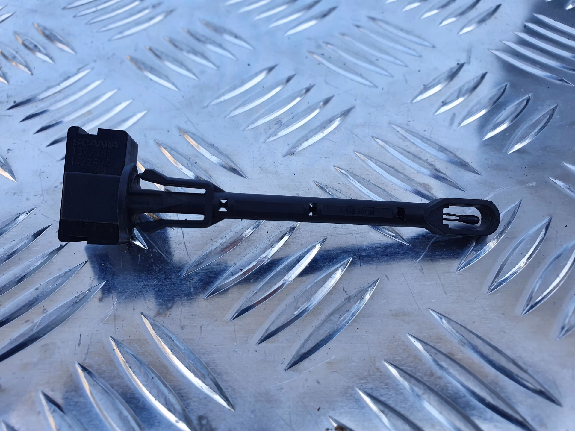 Gdzie jest czujnik temperatury Scania?