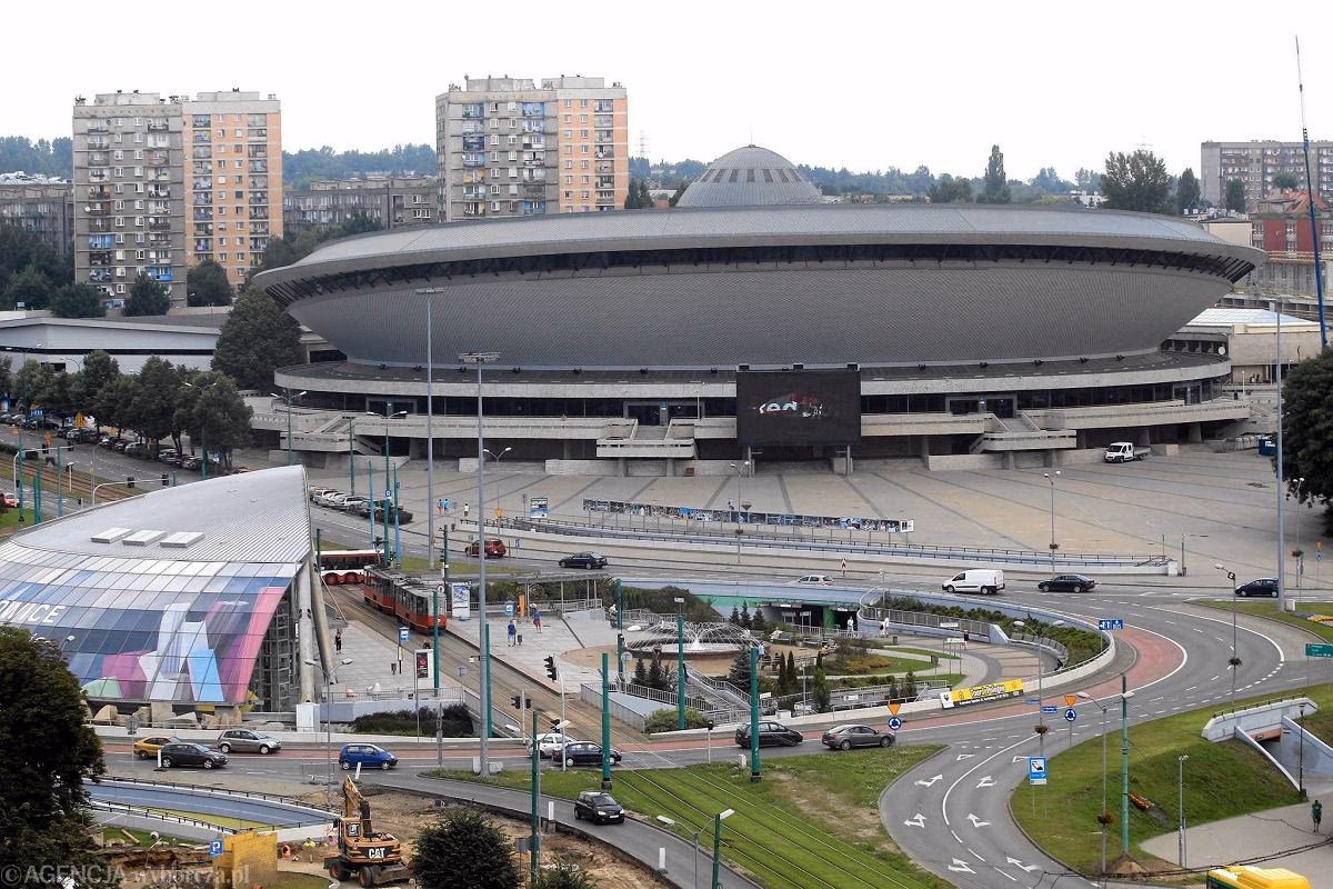 Czy w Spodku jest szatnia?