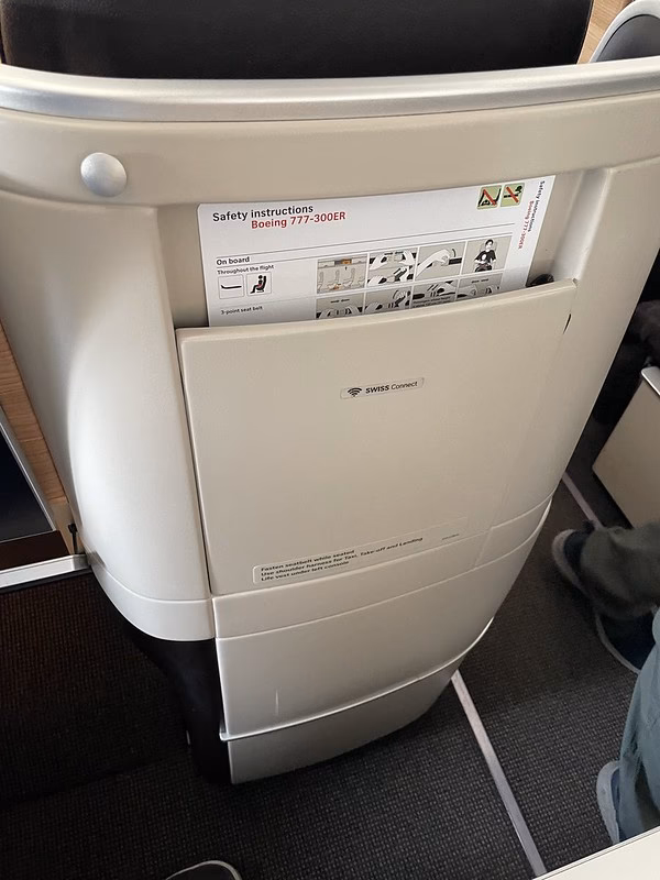 Ile paliwa zużywa Boeing 777?