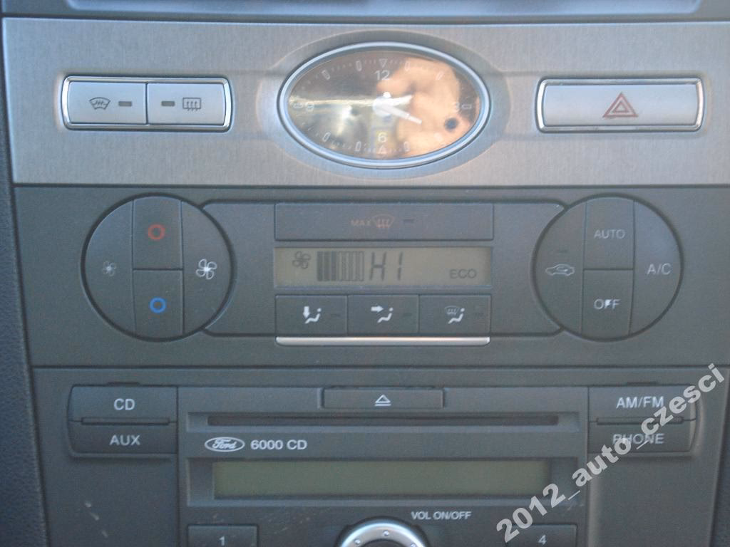 Jak otworzyć wlew paliwa w Fordzie Mondeo MK3?