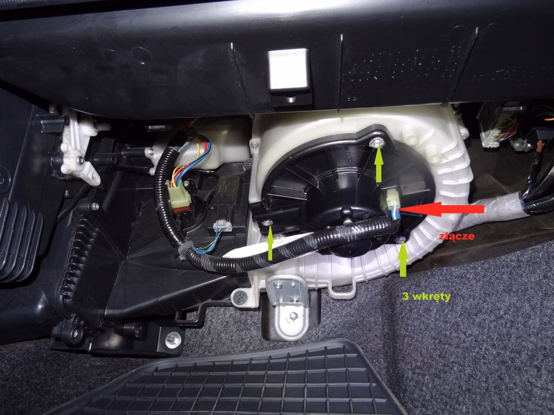 Jak korzystać z klimatyzacji w Hondzie Jazz?