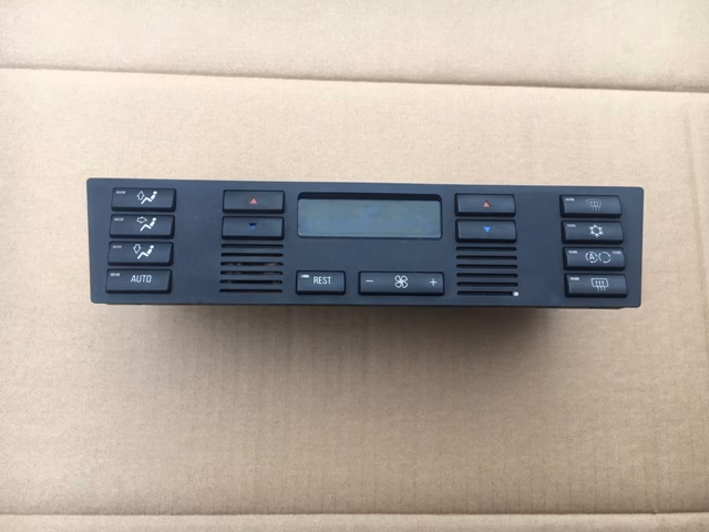 Co oznacza przycisk REST w klimatyzacji?