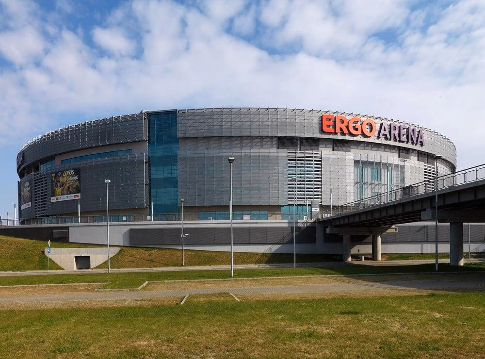 Czy ERGO ARENA jest kryta?