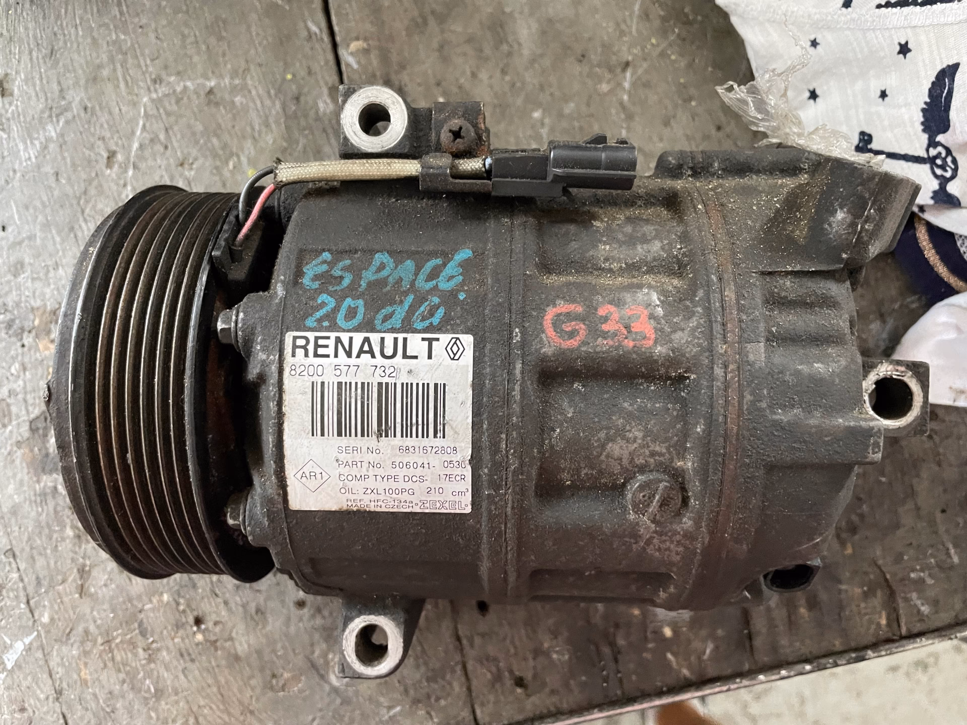 Ile pali Renault Espace 2.0 dCi?