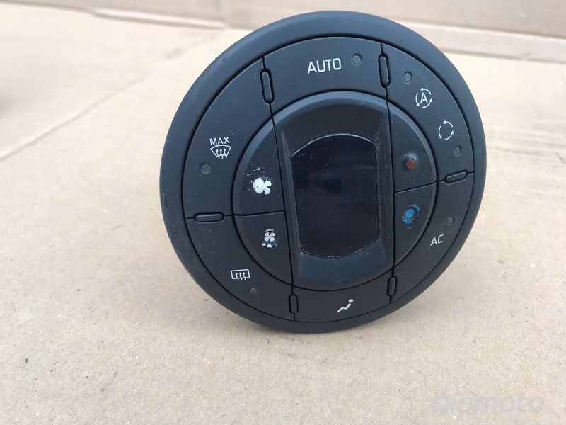 Jak zresetować klimatyzację w Renault Espace 4?