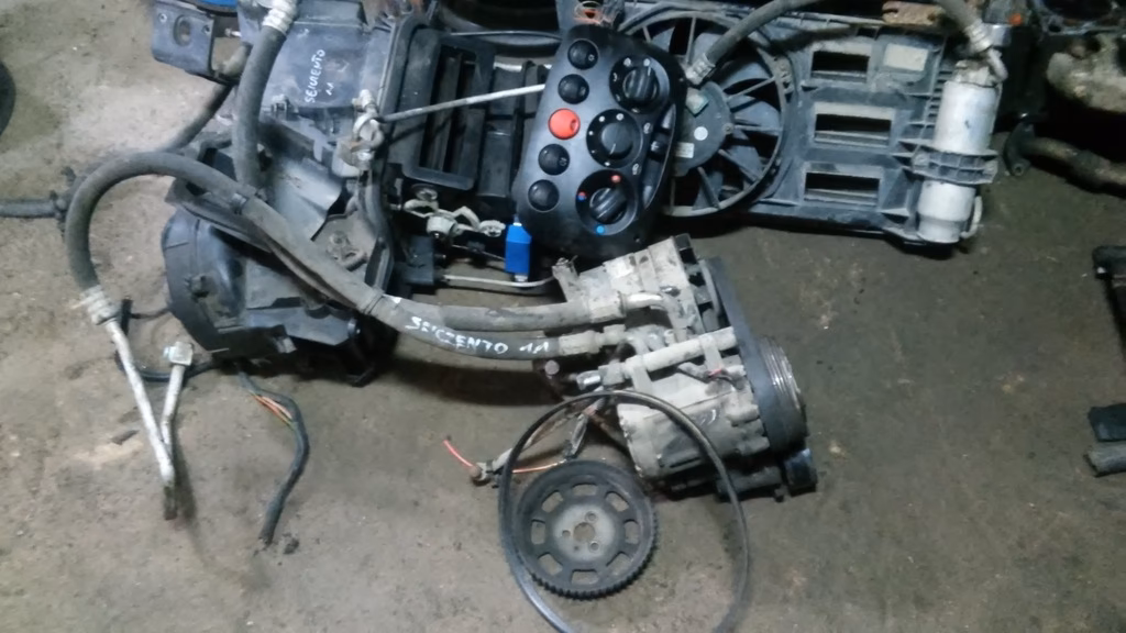 Ile pali Fiat Seicento 1.1 benzyna?