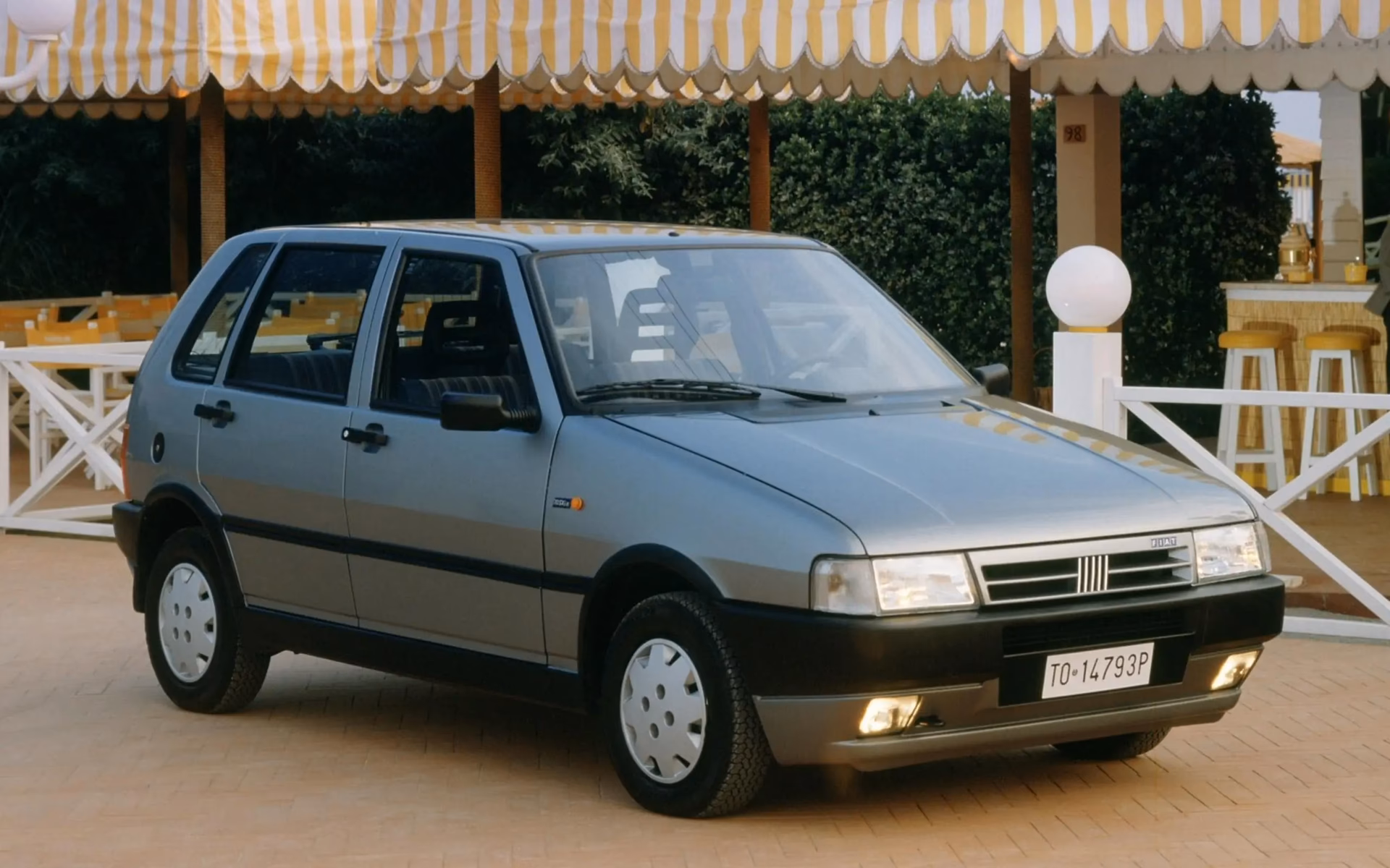 Czy Fiat Uno ma katalizator?