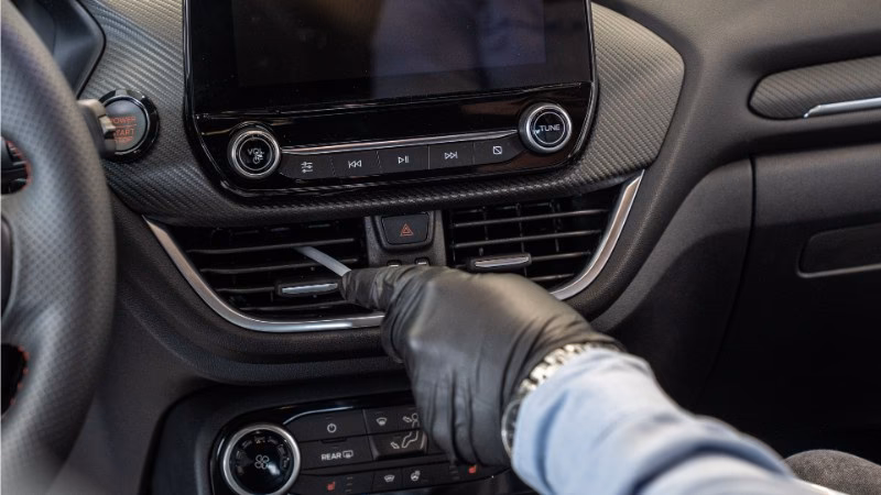 Dlaczego klimatyzacja w moim Fordzie Escape z 2017 roku nie działa?