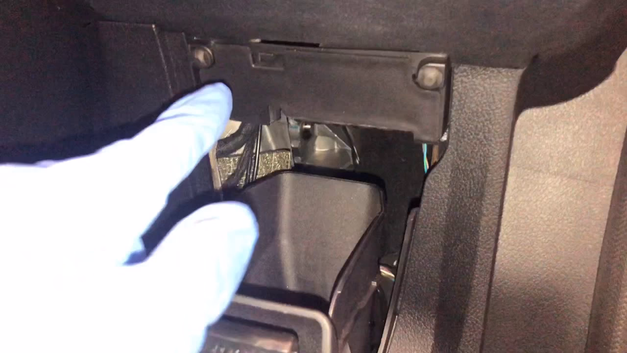 Do czego służy kontrolka klucza w moim Fordzie Galaxy?