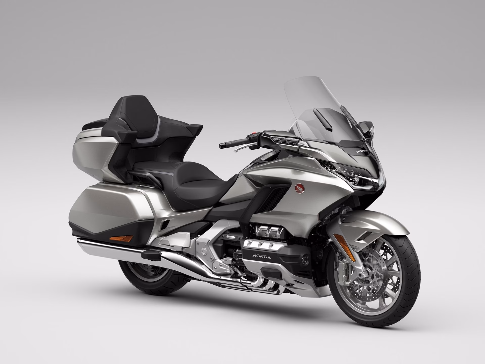 Czy Honda Goldwing ma klimatyzację?