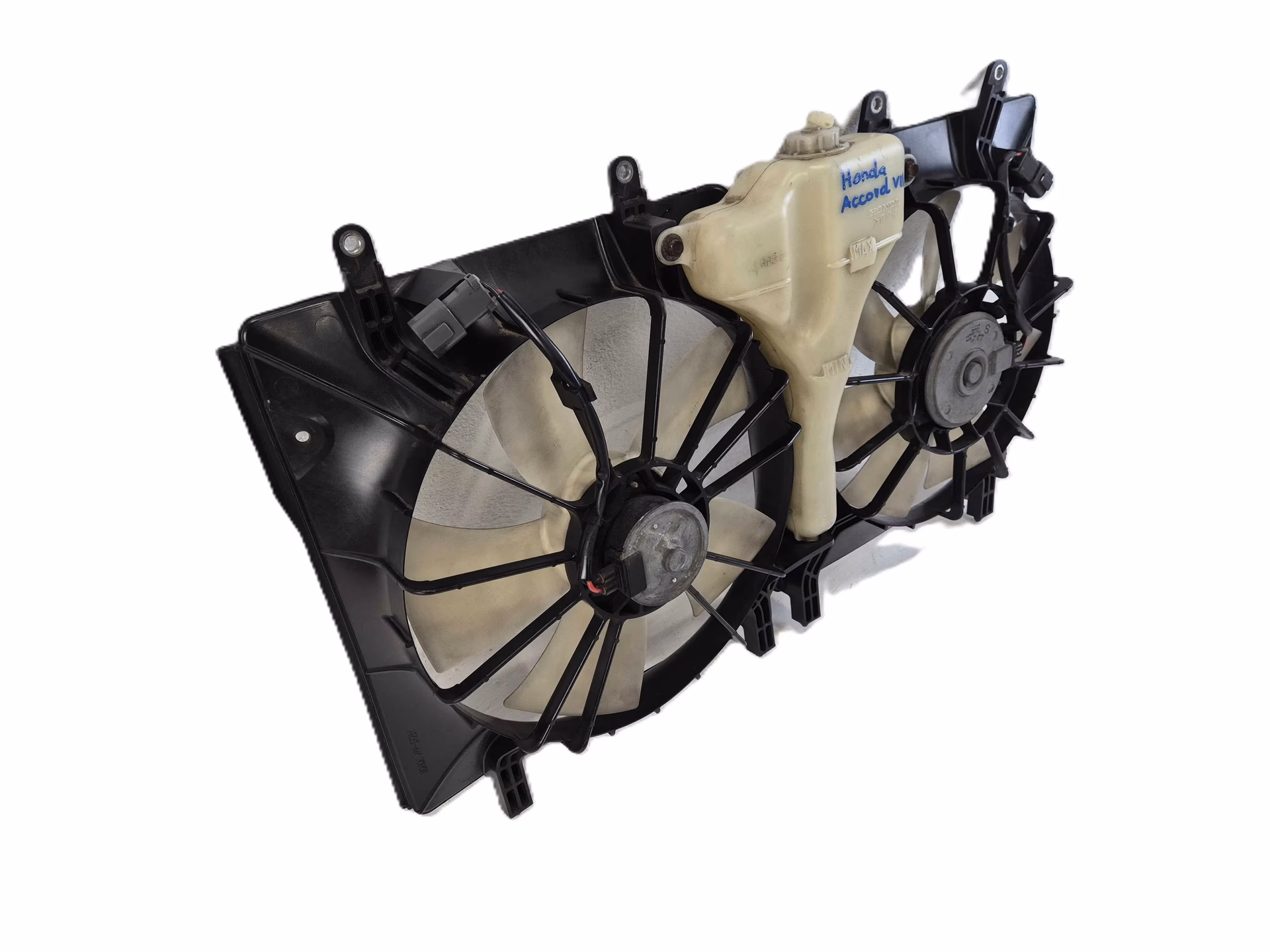 Czy Honda Accord ma wentylowane siedzenia?