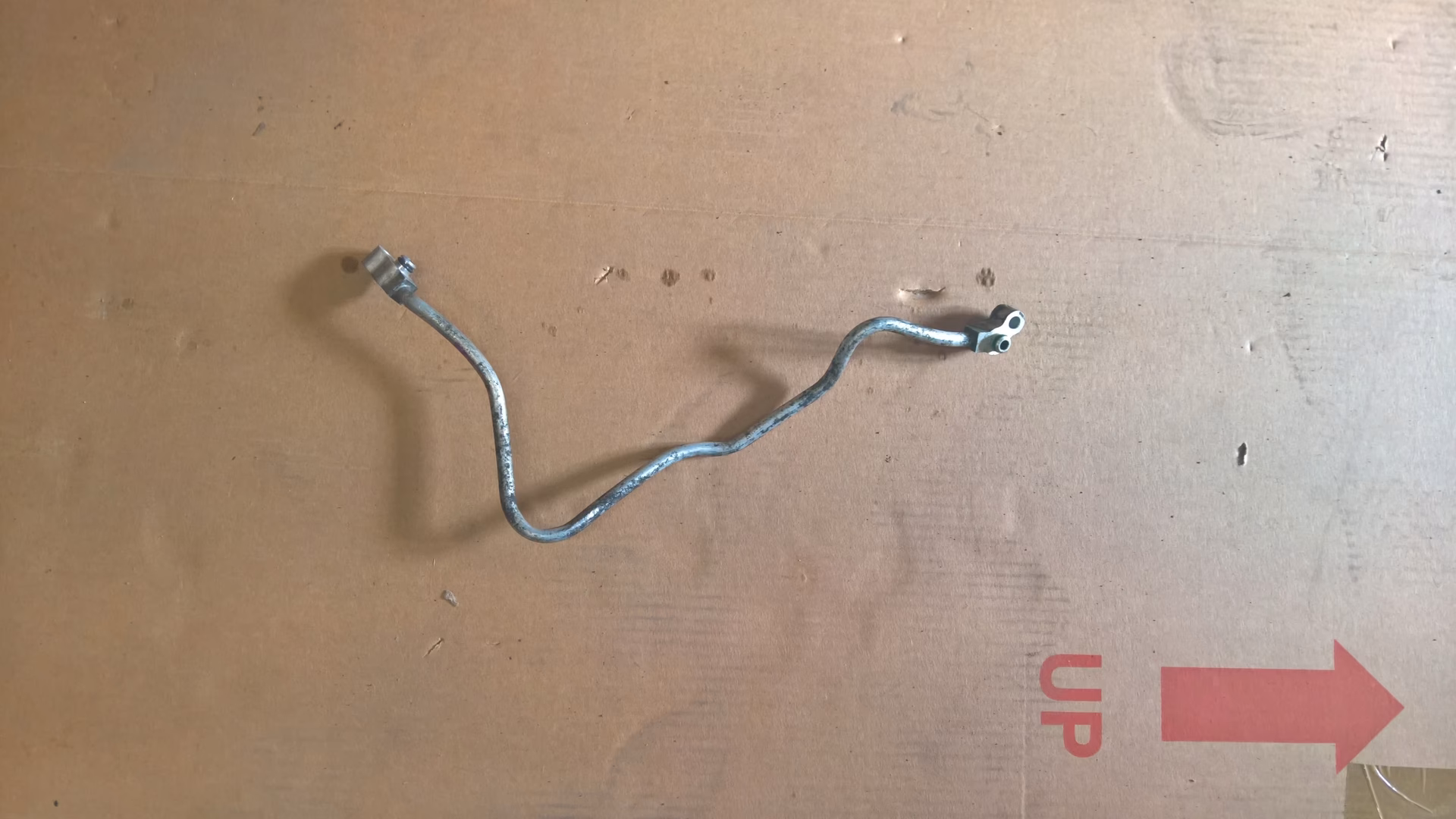 Czy przewody od klimatyzacji powinny być zimne?