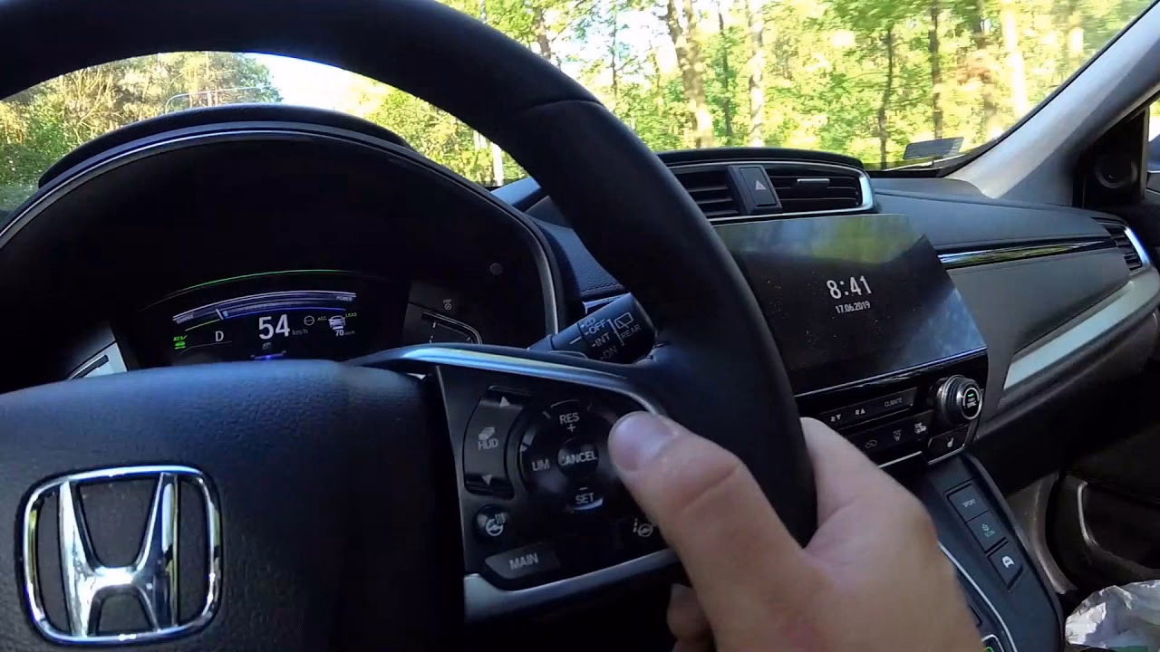 Jak włączyć tempomat w Honda Civic UFO?