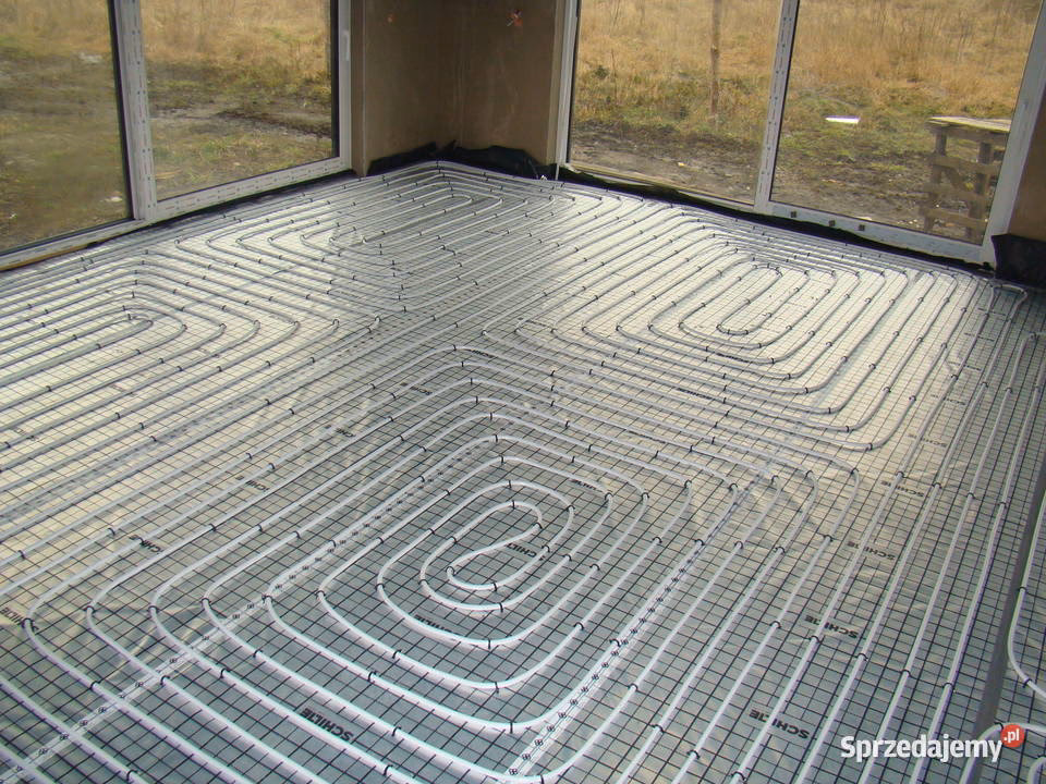 Czy hydraulik zajmuje się ogrzewaniem podłogowym?