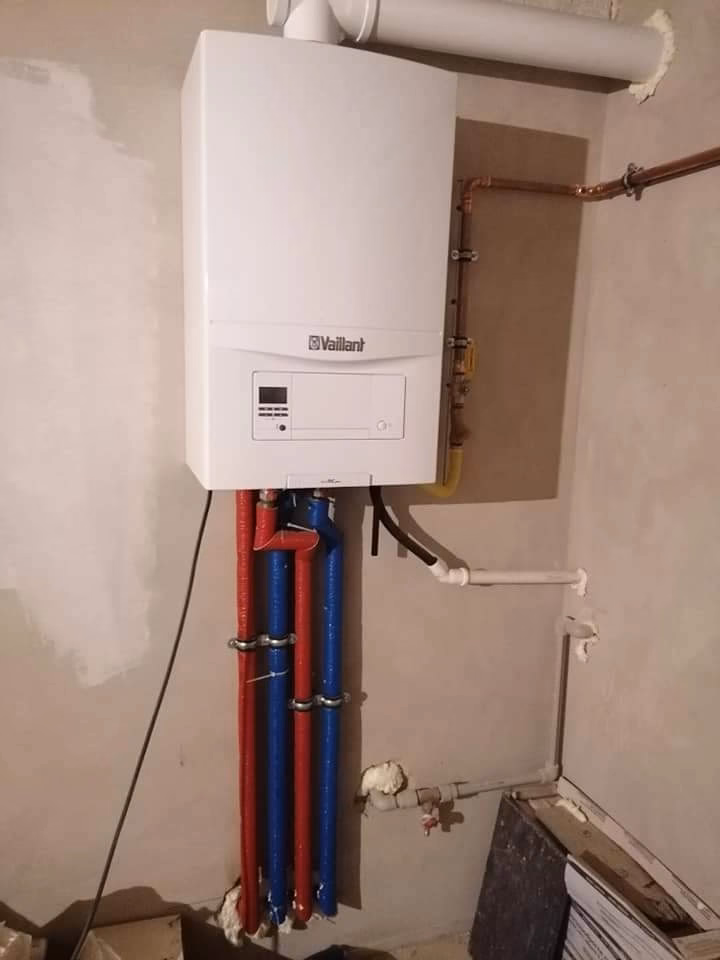 Czy hydraulik zajmuje się gazem?