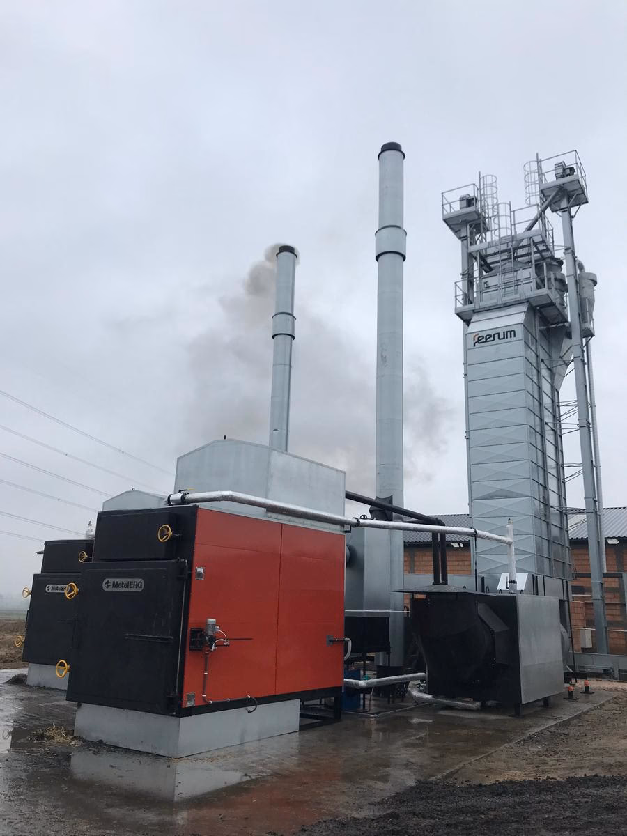 Ile kosztuje 1 tona słomy?