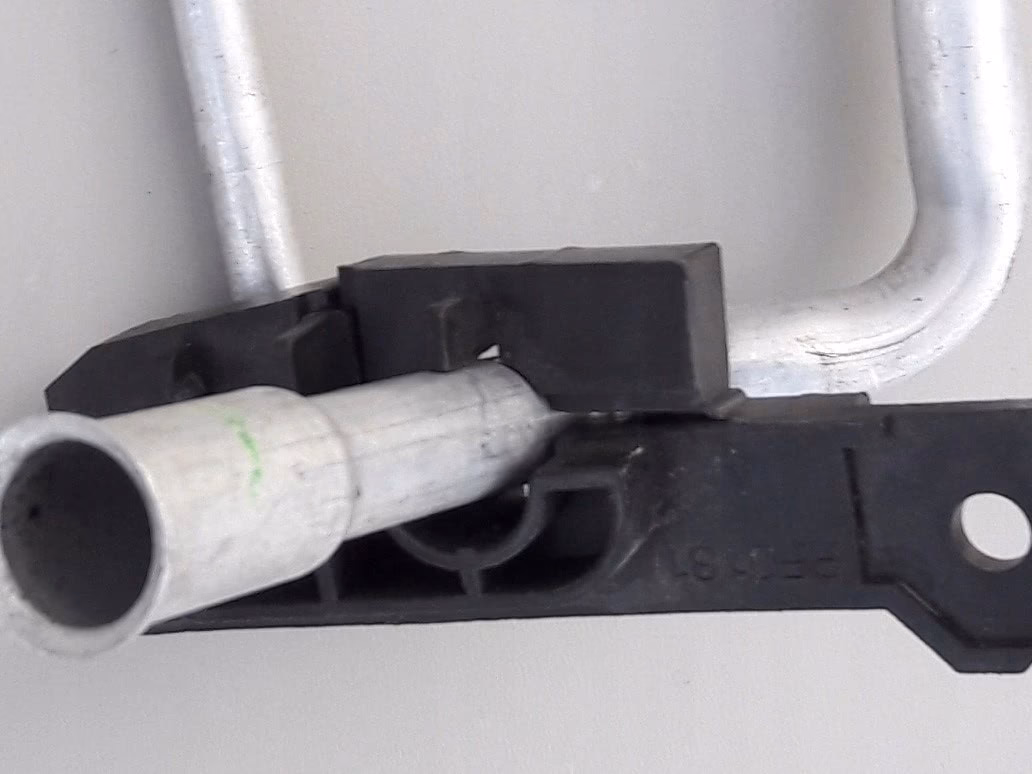 Ile kosztuje wymiana chłodnicy w Infiniti qx70?