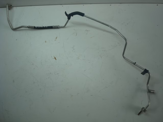 Jakiego rodzaju paliwa używa Jaguar S-type?