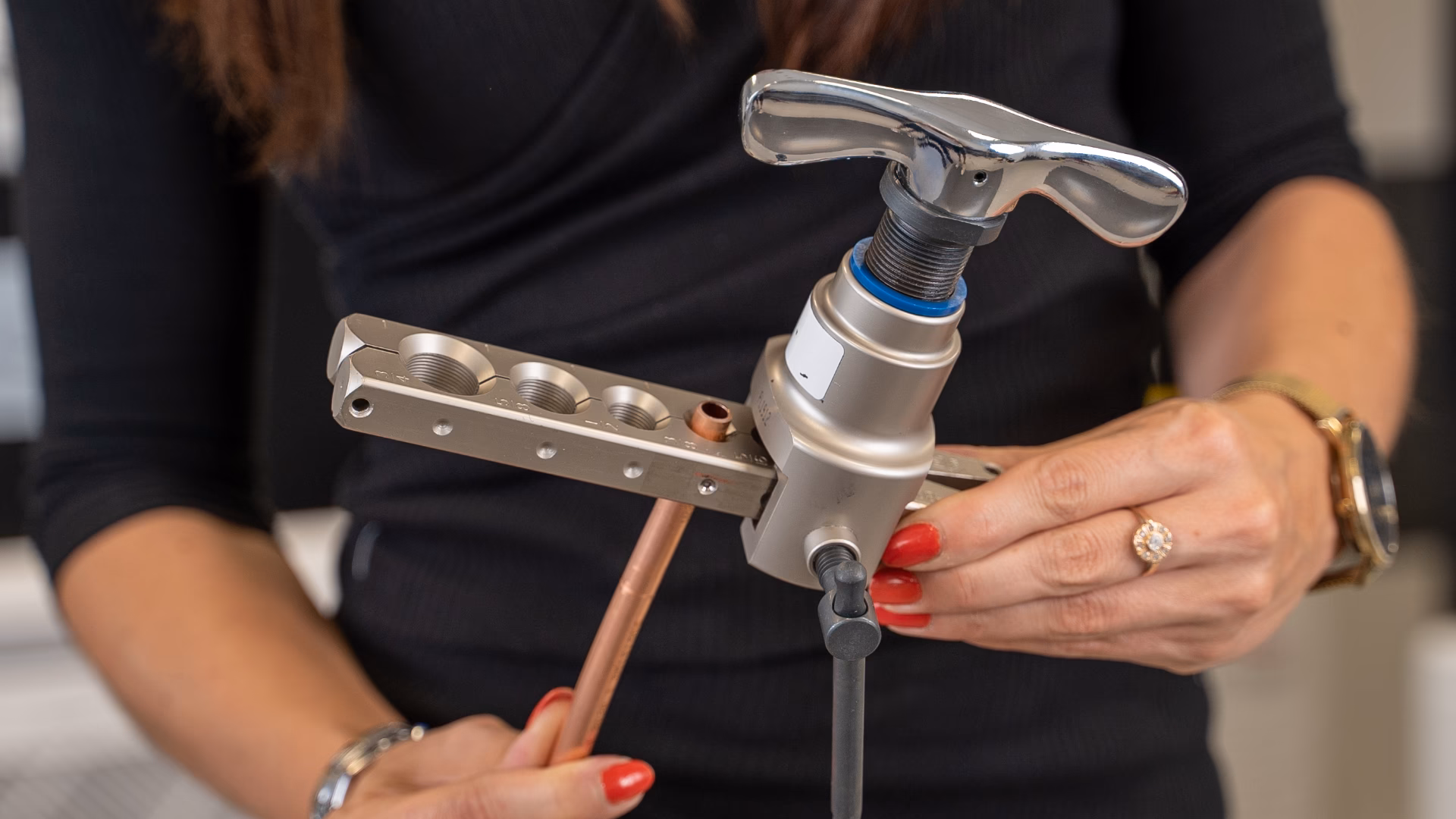 Jak połączyć rurkę miedzianą z aluminium?