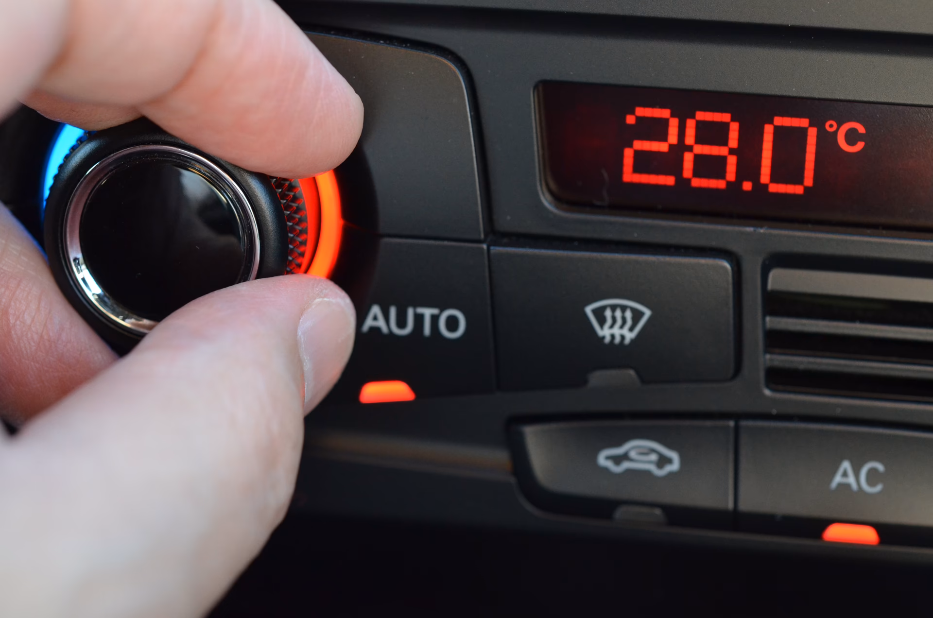 Jak wzmocnić ogrzewanie w samochodzie?