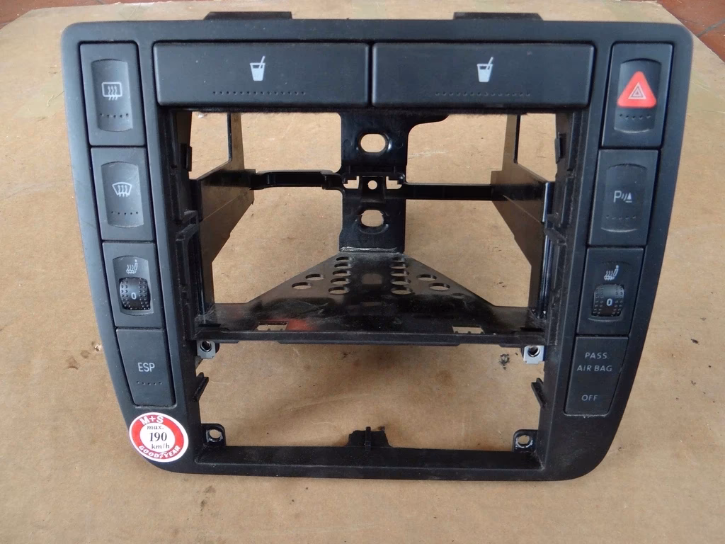 Gdzie jest czujnik temperatury w Seat Toledo 2?