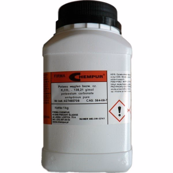 Co się dzieje, gdy K2CO3 jest podgrzewany?