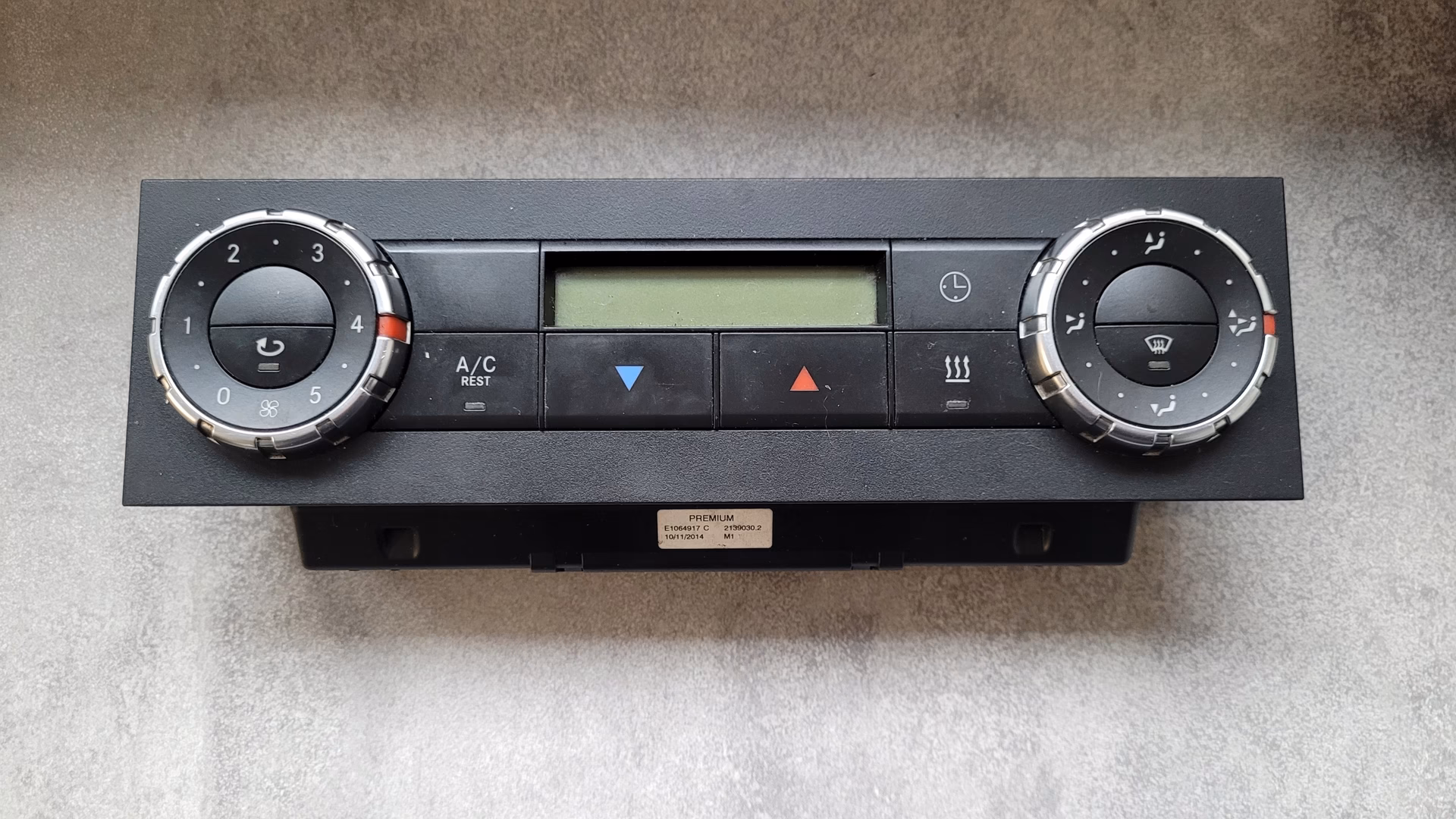 Ile pali Mercedes Actros MP4?