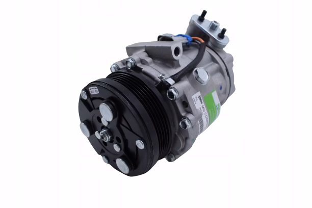 Ile pali Opel Astra F 1.4 benzyna?