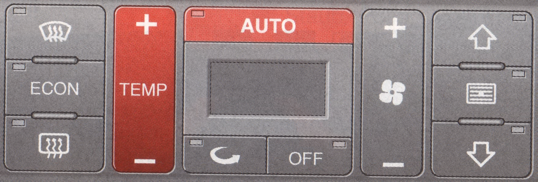 Ile wchodzi czynnika do klimatyzacji A3 8L?