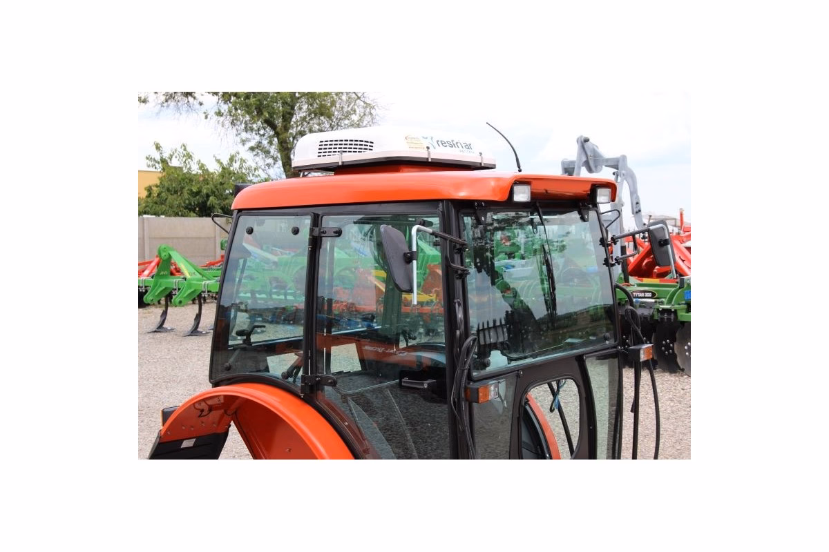 Ile kosztuje AC na ciągnik rolniczy?