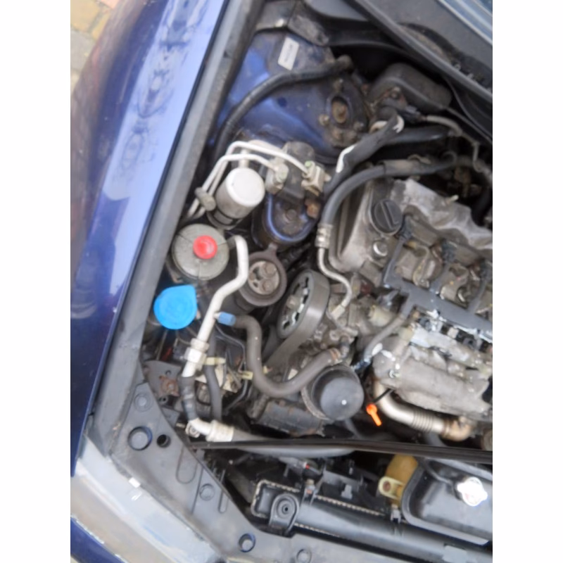 Ile czynnika klimatyzacji do Hondy Accord 7?