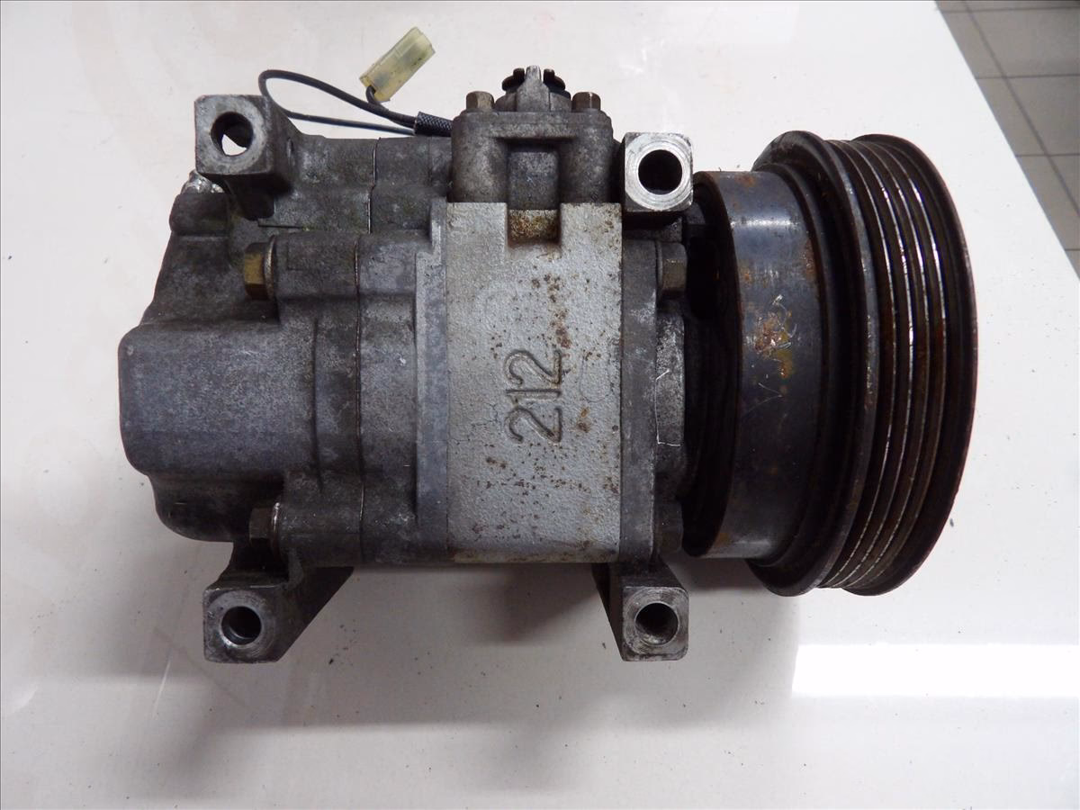 Ile spala Mazda Premacy?