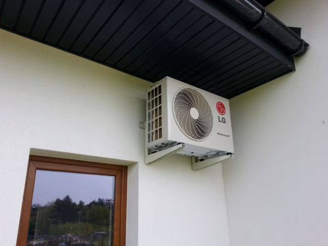 Czy klimatyzator może stać na zewnątrz?
