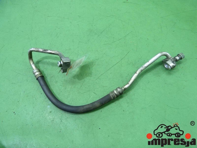 Ile waży Nissan Primera P11?