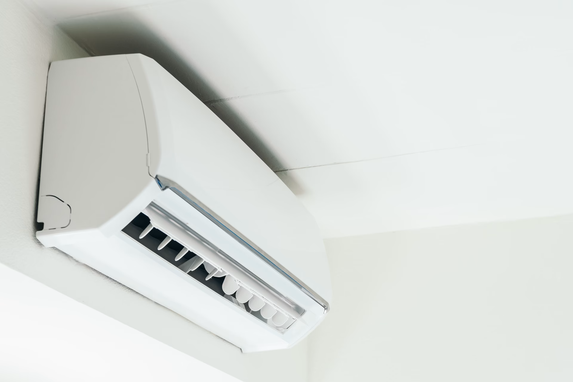 Jak chronić klimatyzator przed słonym powietrzem?