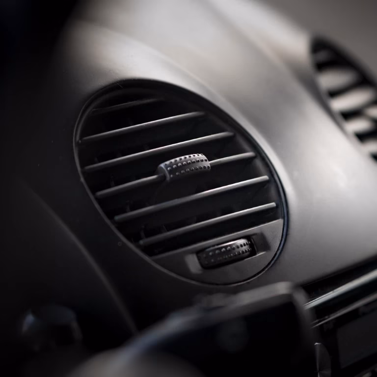 Ile kosztuje naprawa chłodnicy klimatyzacji?