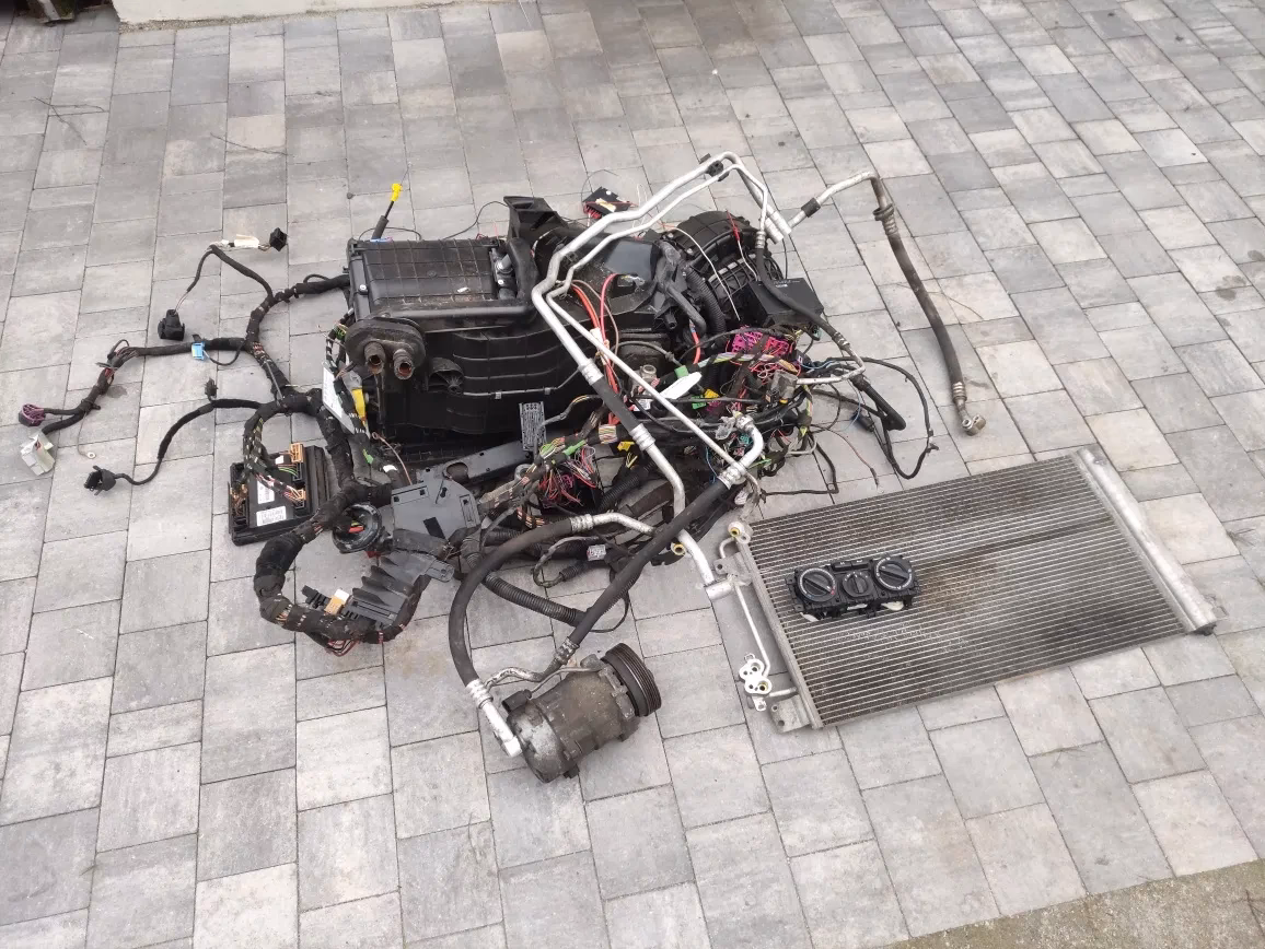 Co oznacza T5 w nazwie VW?