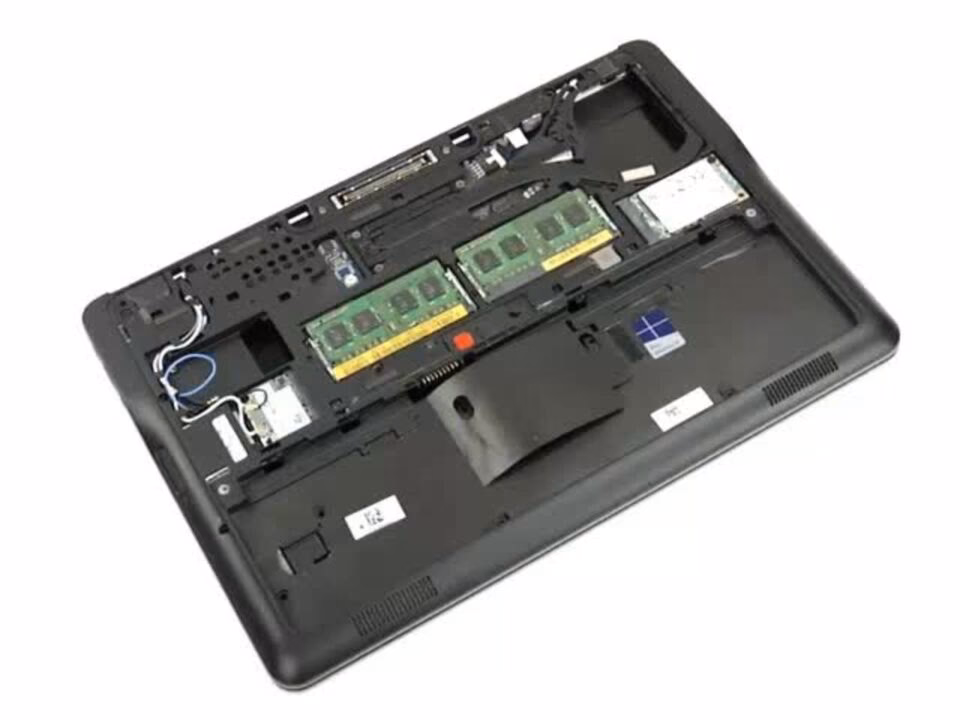 Czy Dell Latitude E7240 to dobry laptop?