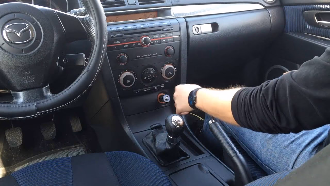 Jak korzystać z klimatyzacji w Mazdzie 3?