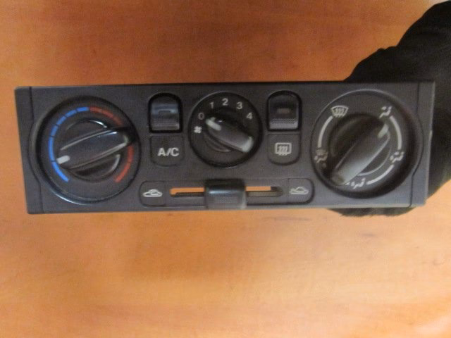 Czy Mazda MX-5 ma klimatyzację?